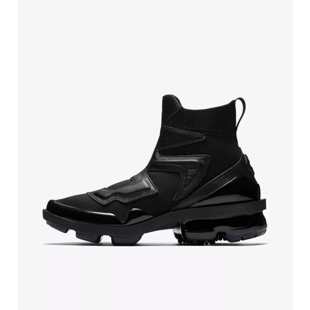Nike Black Athletic Shoes